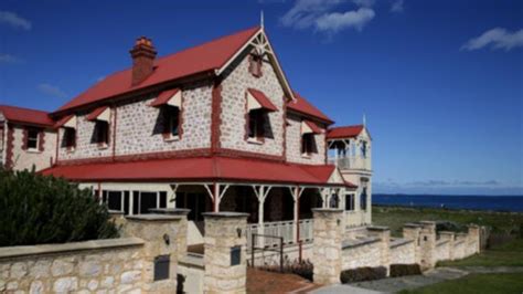 Twiggy Forrest offers Cottesloe mansion Tukurua for Syrian refugees | PerthNow