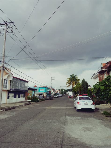 Uruapan Michoacán México on Twitter: "Lista la lluvia #Uruapan https://t.co/d9qrkOEcFx" / Twitter