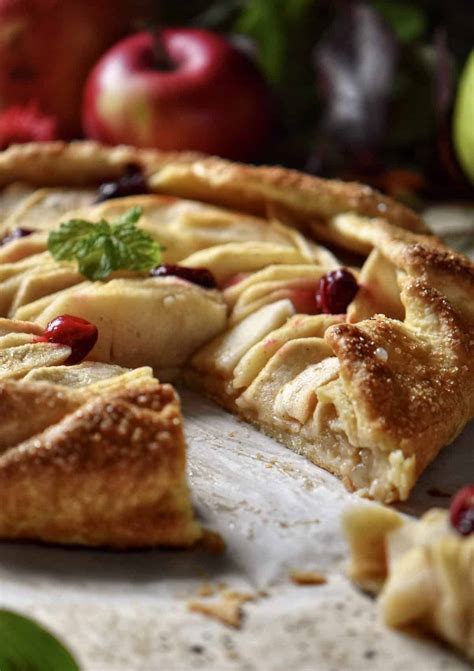 Apple Crostata Recipe: Easy Italian Dessert - She Loves Biscotti