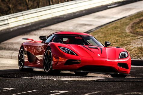 gambar wallpaper kereta sport agera r - Brandon Walsh