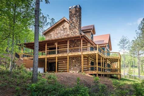 Large Mountain Cabin on Lake Nottley - Cabins for Rent in Blairsville, Georgia, United States