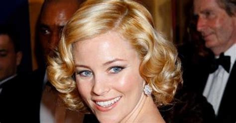 Modern Family : Elizabeth Banks rejoint le casting ! | Premiere.fr