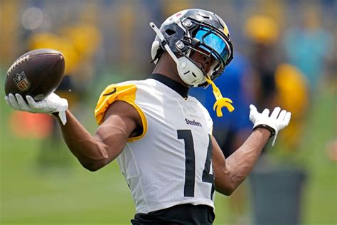 George Pickens sparks drama at Steelers training camp with heated coach ...