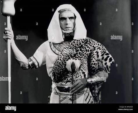 BORIS KARLOFF THE MUMMY (1932 Stock Photo - Alamy