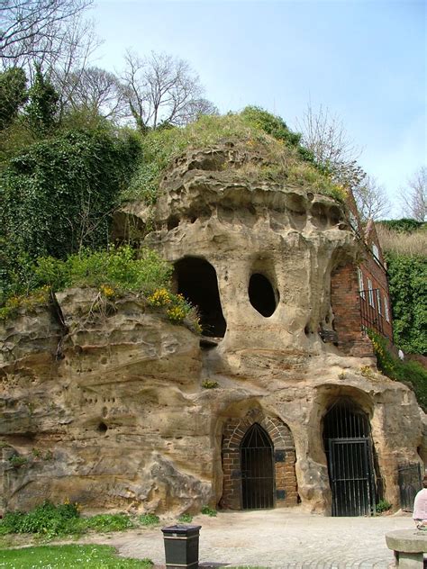 Secret Passageways And Caves Beneath The Nottingham Castle | Ancient Pages