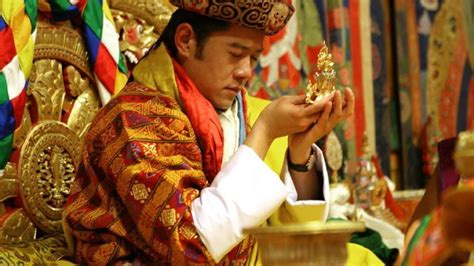 Coronation: Bhutan crowns new King in lavish ceremony - WELT