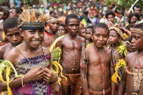 Sejarah Leluhur Indonesia dan Alasan Suku Bangsa di Papua Berbeda