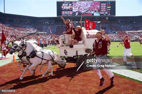 230 Oklahoma Sooner Schooner Stock Photos, High-Res Pictures, and ...