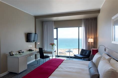 RADISSON BLU HOTEL, PORT ELIZABETH - UPDATED 2024 Reviews & Price ...