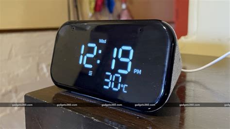 Lenovo Smart Clock Essential Review: The Intelligent Clock You Always Wanted - KARKEY