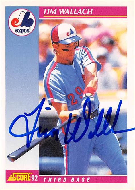 Tim Wallach autographed Baseball Card (Montreal Expos) 1992 Score #595