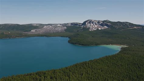 Cascade Mountains Oregon Circa-2019 Aerial Stock Footage SBV-347716527 ...