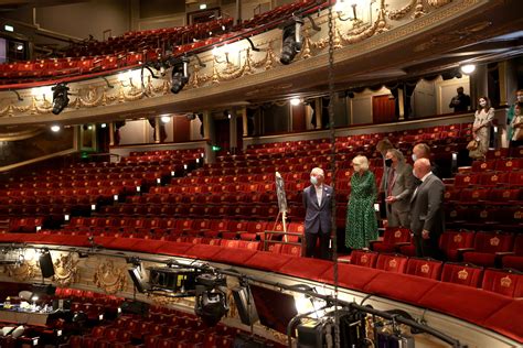 The Newly Renovated Theatre Royal Drury Lane Wins At The Stage Awards ...