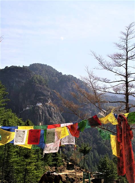 Prayer Flags, Bhutan – Inika Art