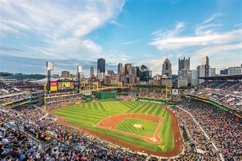 An Ode to PNC Park, the Gorgeous Ball Field of the Pittsburgh Pirates - oggsync.com