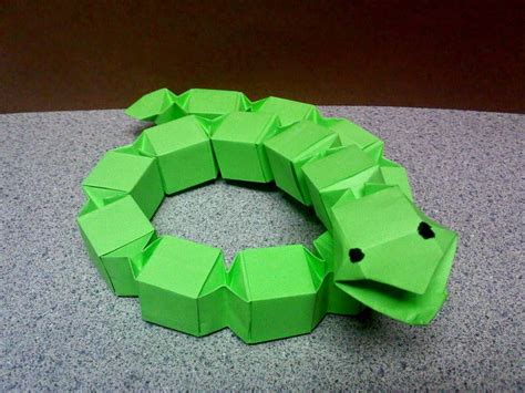 origami snake ~ art classes kids