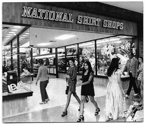 The Rise and Fall of the Mall | Comstock's magazine