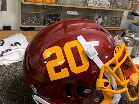 The Washington Football Team's New Helmet Design Is Objectively Awesome ...