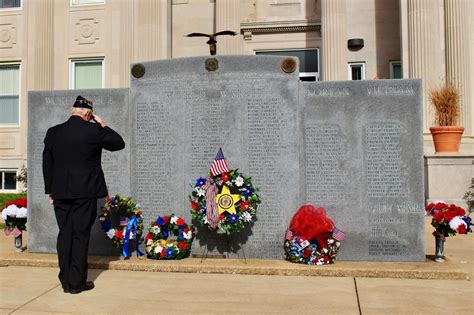 Regional Veterans Parade returns Saturday for fifth year – Daily ...