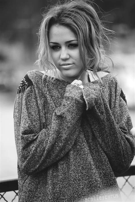 beautiful, beauty, black and white, miley cyrus - image #288393 on Favim.com