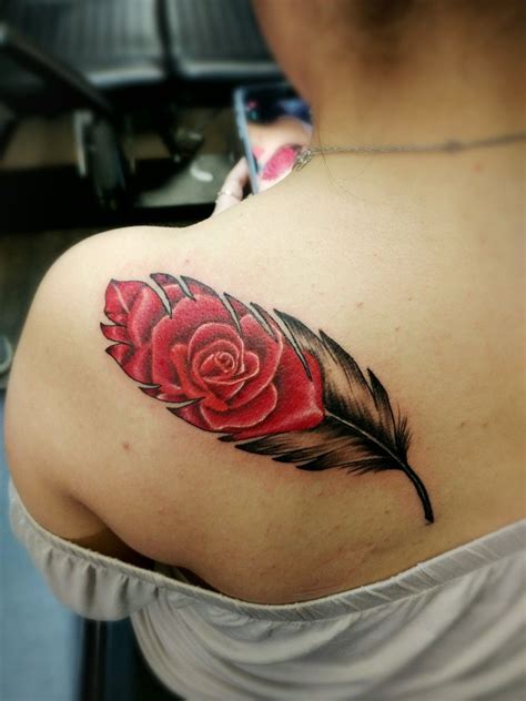 Rose and feather tattoo by Joe Dillon Indian Feather Tattoos, Feather Tattoo Colour, Watercolor ...