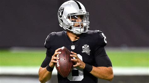 Source: QB Marcus Mariota restructures deal to remain with Las Vegas Raiders - ABC7 Los Angeles