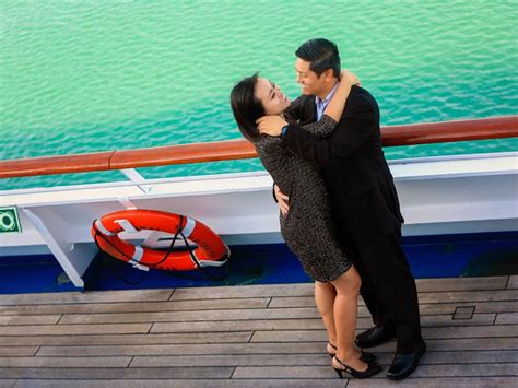 10 Romantic Cruise Tips for Your Vacation