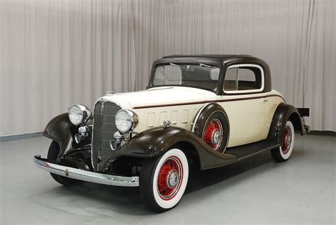 1933 Buick Series 60 Sport Coupe