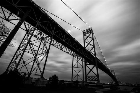 Ambassador Bridge