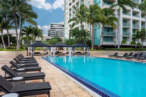 The Ritz-Carlton Coconut Grove, Miami in Miami | Best Rates & Deals on Orbitz