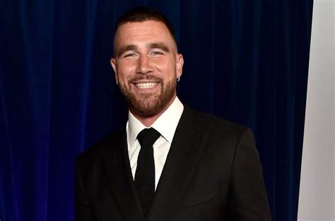 Travis Kelce Wanted to Woo Taylor Swift Via Friendship Bracelet