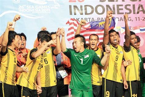 Belog D-One: Mengapa Malaysia Boleh Menang Bola Semalam