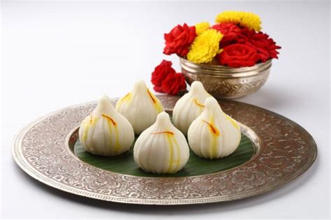 Recipe: Ukadiche Modak - Rediff.com Get Ahead