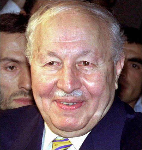 Necmettin Erbakan, a Turkish Prime Minister, Dies at 84 - The New York Times