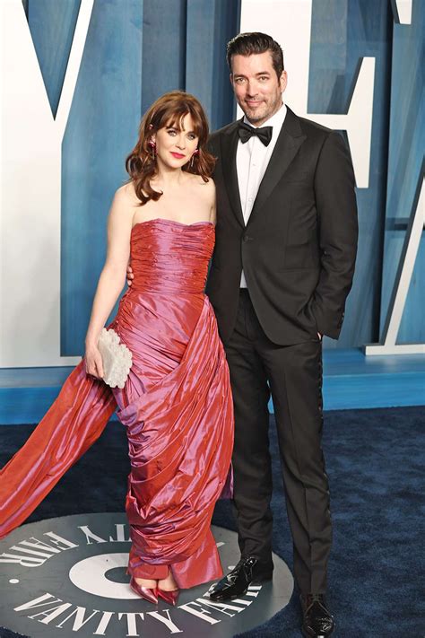 Zooey Deschanel and Jonathan Scott's Relationship Timeline | PEOPLE.com