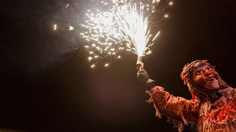 Ecuador Local, Cultural and Traditional Yearly Festivals and Celebrations