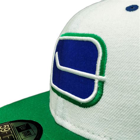 Men’s Vancouver Canucks Stick-Rink 40th New Era White / Green 59FIFTY ...