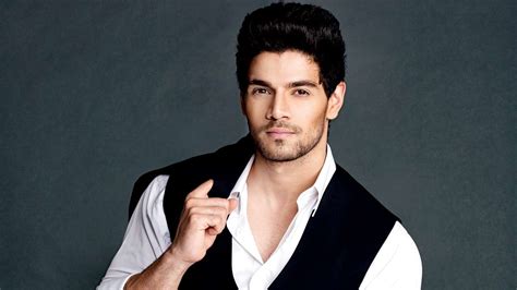 Sooraj Pancholi to learn different dance forms for 'Time To Dance'