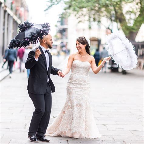 Second Line Umbrellas New Orleans Wedding Bride and Groom / | Etsy