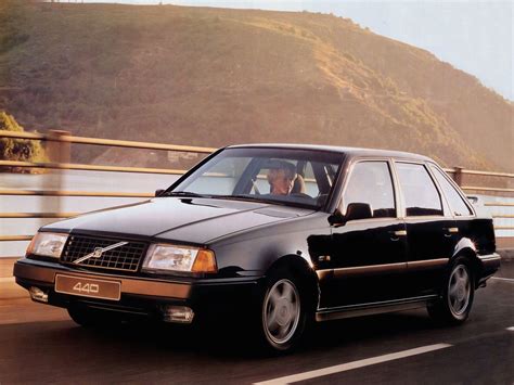 Volvo 440 - 460 (1989-1997) - autoencyclopedie.com | Histoire de l'automobile