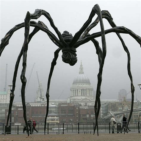 Maman Sculpture - ePuzzle photo puzzle