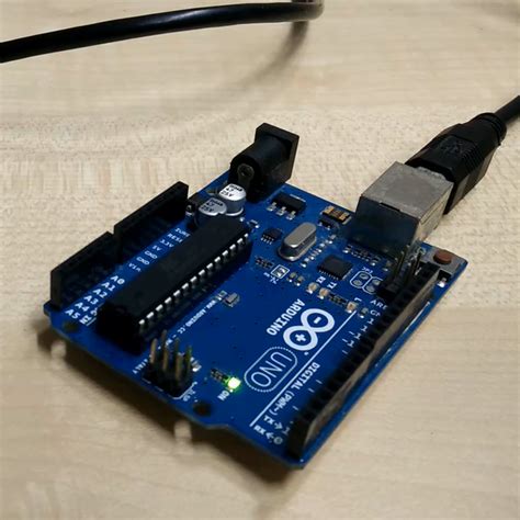 Arduino Tutorial for Beginners Getting Started Part 1 | MakerStream