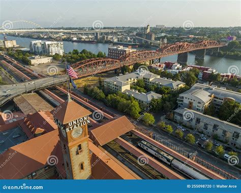 Historical Portland Union Station Editorial Image - Image of amtrak ...