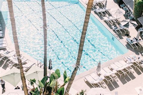 The Beverly Hilton : Pool & Spa Day Pass Los Angeles | ResortPass