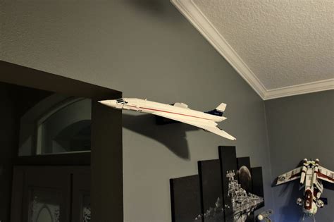 Ultimate Display Solutions wall mount display for Lego 10318 Concorde in flight – Ultimate ...