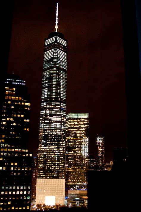 Tribeca Citizen | Nosy Neighbor: Why Does 1 World Trade Center Look So ...