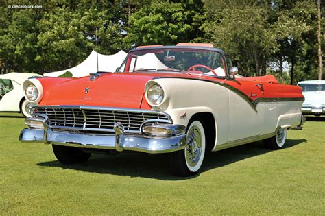 1956 Ford Fairlane at the Concours d'Elegance of America at St. John's