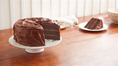 HERSHEY'S "Perfectly Chocolate" Chocolate Cake | Recipes