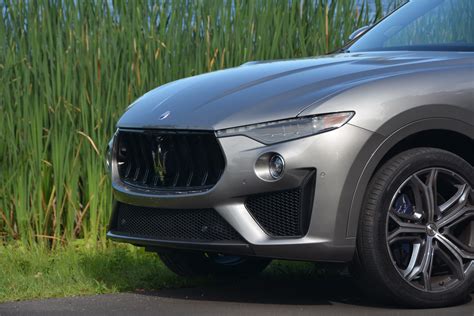 2019 Maserati Levante Trofeo Review - GTspirit