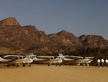 30 Min Scenic Flight - Wrights Air, Wilpena Pound & Flinders Ranges Flights